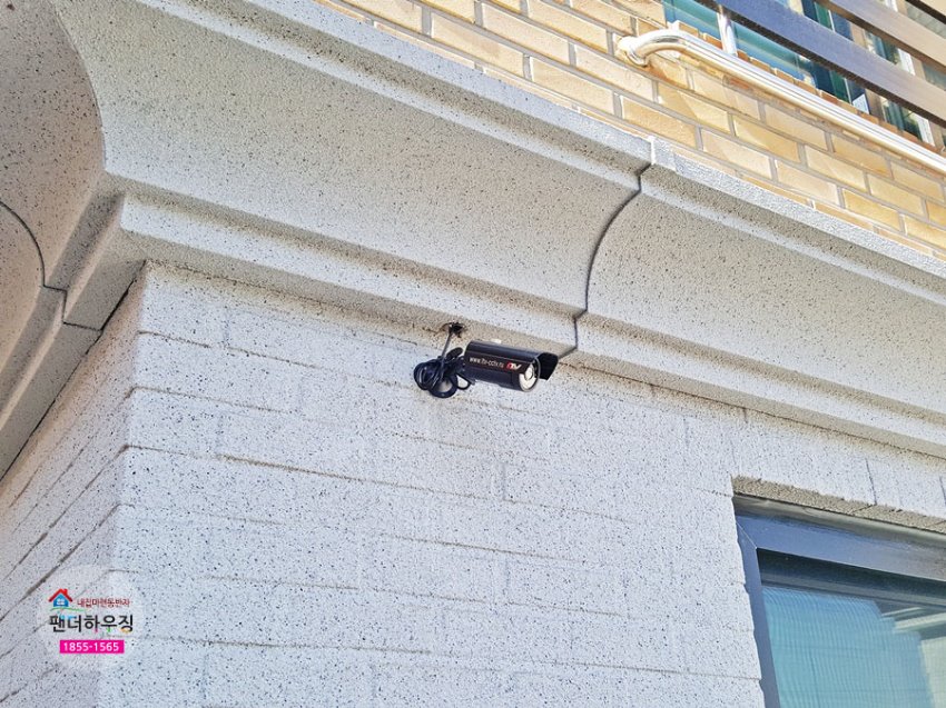cctv.jpg