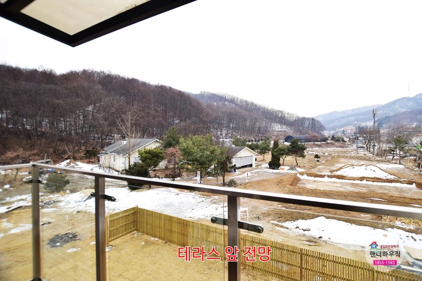 2층테라스3.테라스앞 전망.JPG