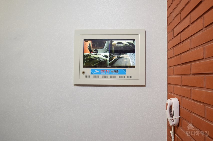 44cctv.JPG